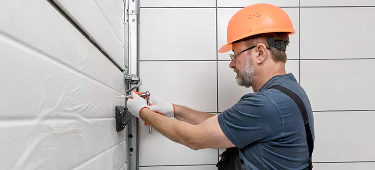 Commercial Garage Door Repair in Markham, ON